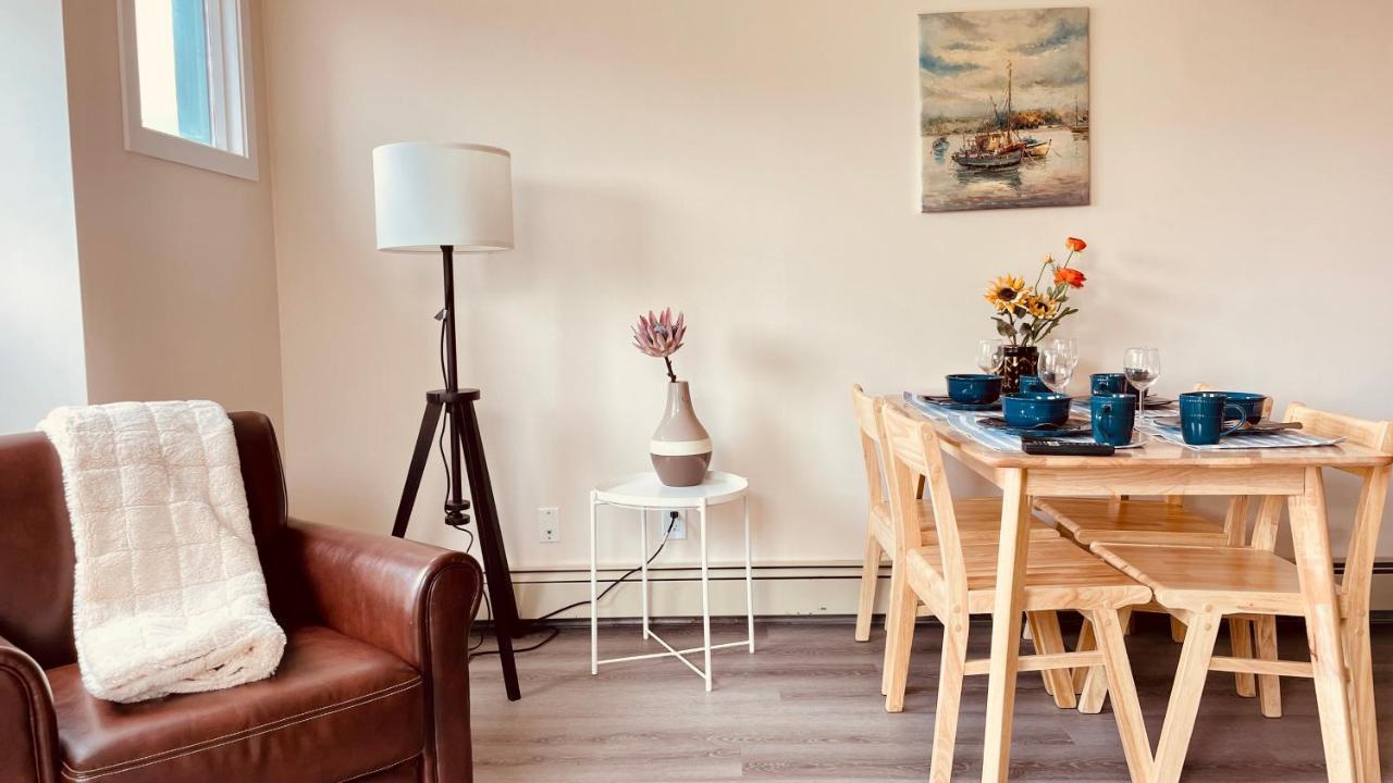 Апартаменты Unit #302 Mountain View 2 Beds In Dt Канмор Экстерьер фото