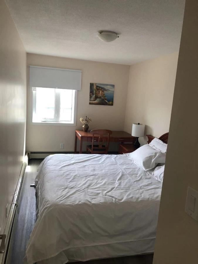 Апартаменты Unit #302 Mountain View 2 Beds In Dt Канмор Экстерьер фото